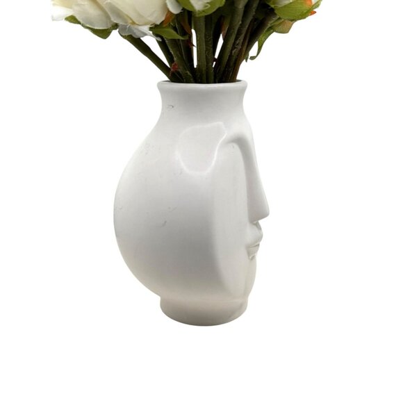 Modern White Ceramic Face Vase - Picture 6 of 9